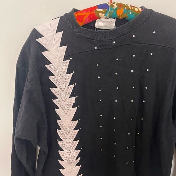 1980’s vintage women’s black bedazzled sweat shirt - Picture 3 of 5